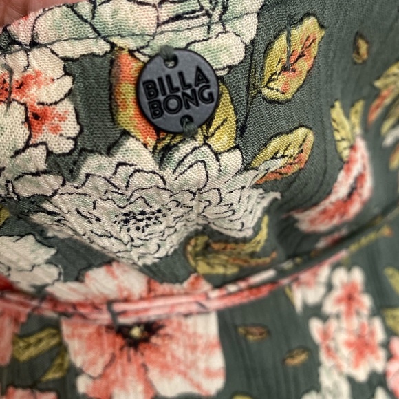 Billabong Shift Flutter Floral Backless size S - Picture 11 of 15